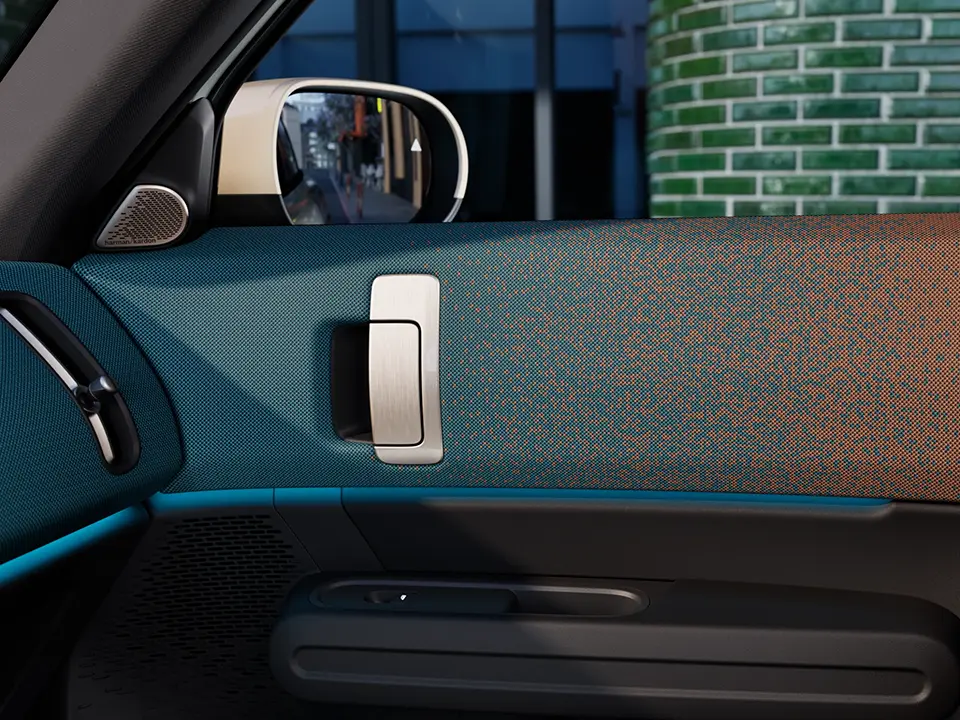 MINI Countryman - interior - door panel